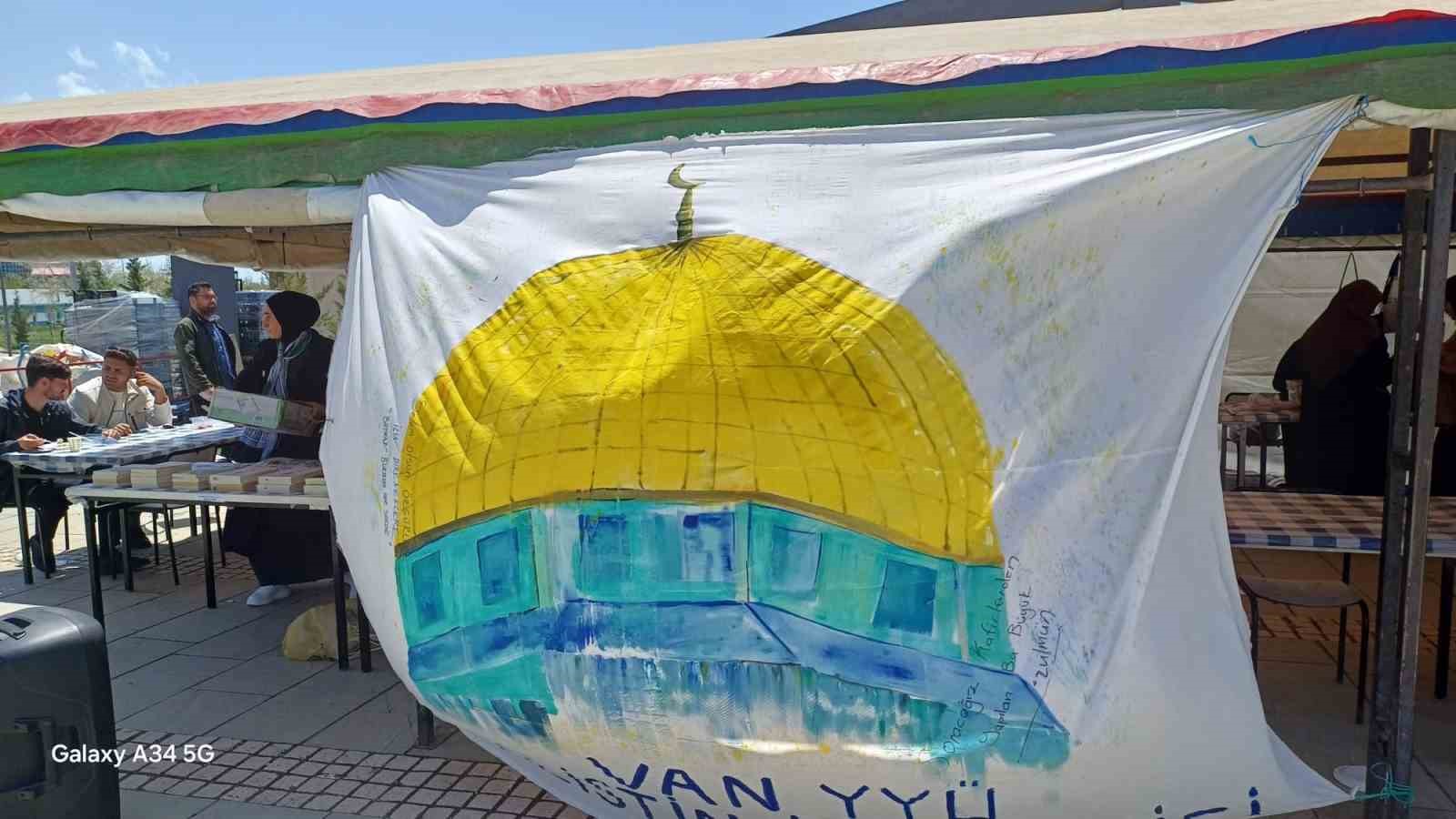 Van YY&Uuml;&rsquo;den Gazze yararına yardım kampanyası
