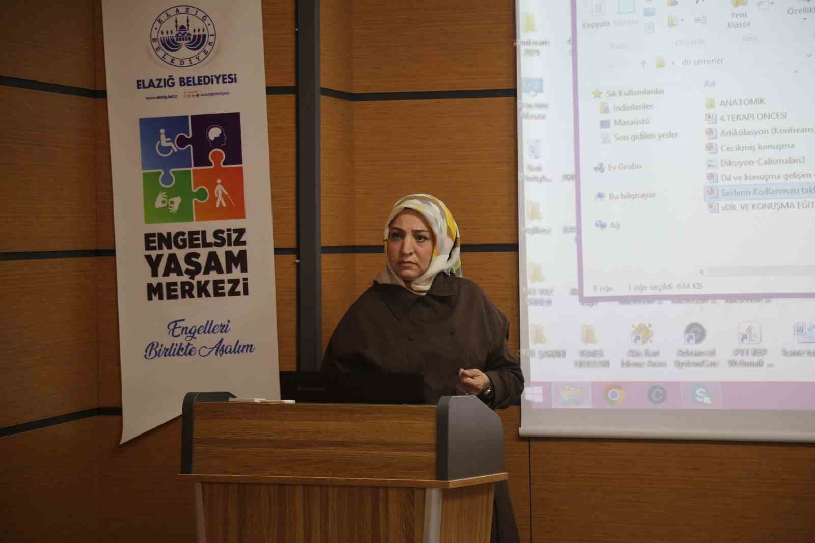Elazığ Belediyesi, dil ve konuşma becerileri semineri düzenledi