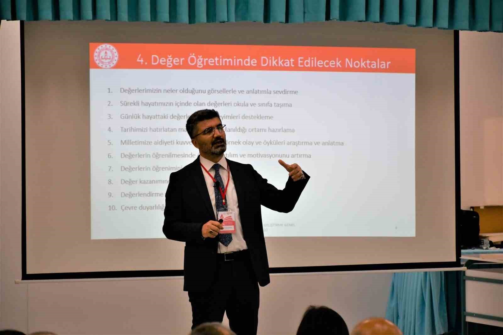 Çorum’da Türkiye yüzyılı maarif modeli tanıtıldı