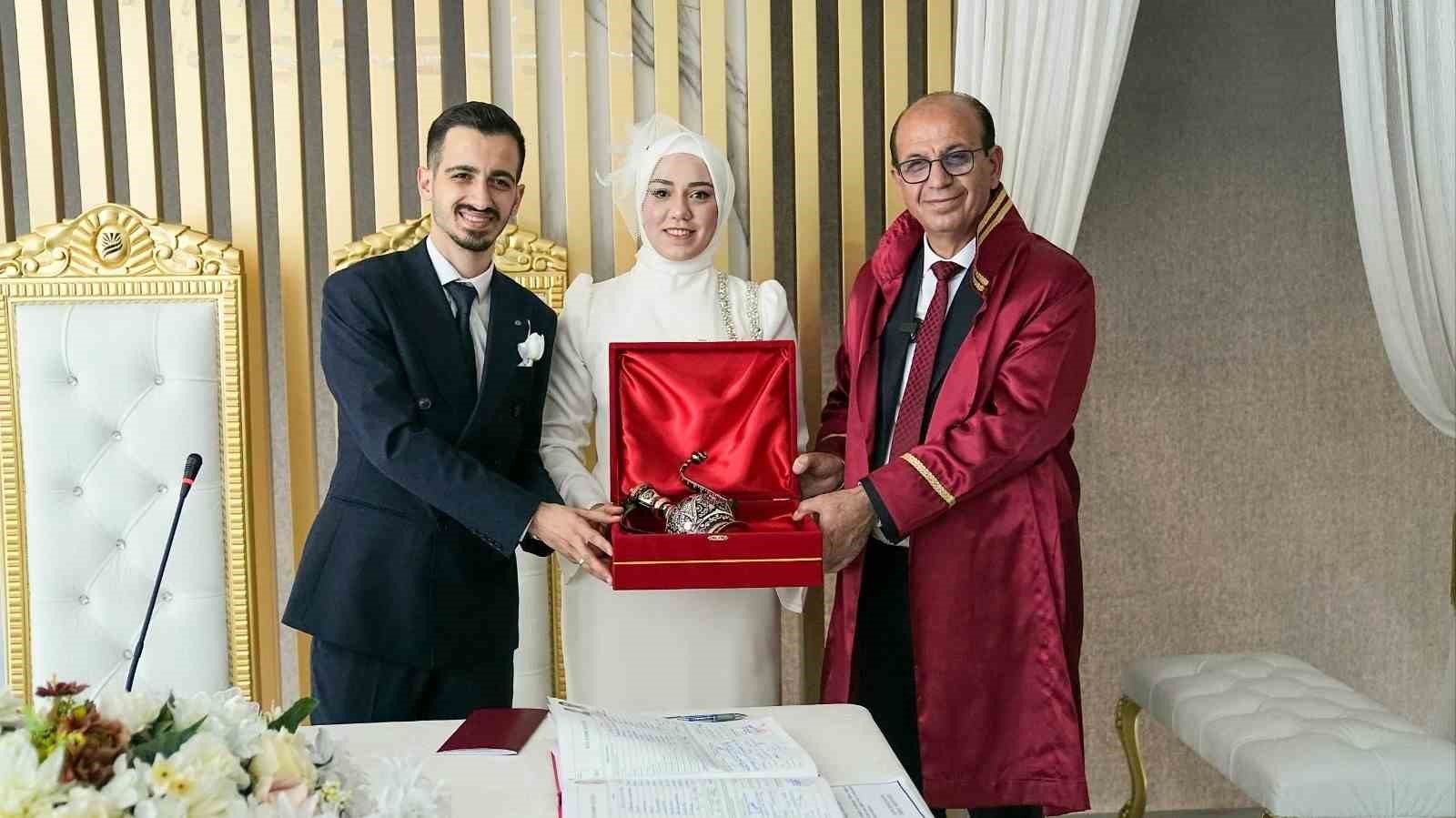 Malatya’da nikah salonlarında ’05.05.2025’ yoğunluğu
