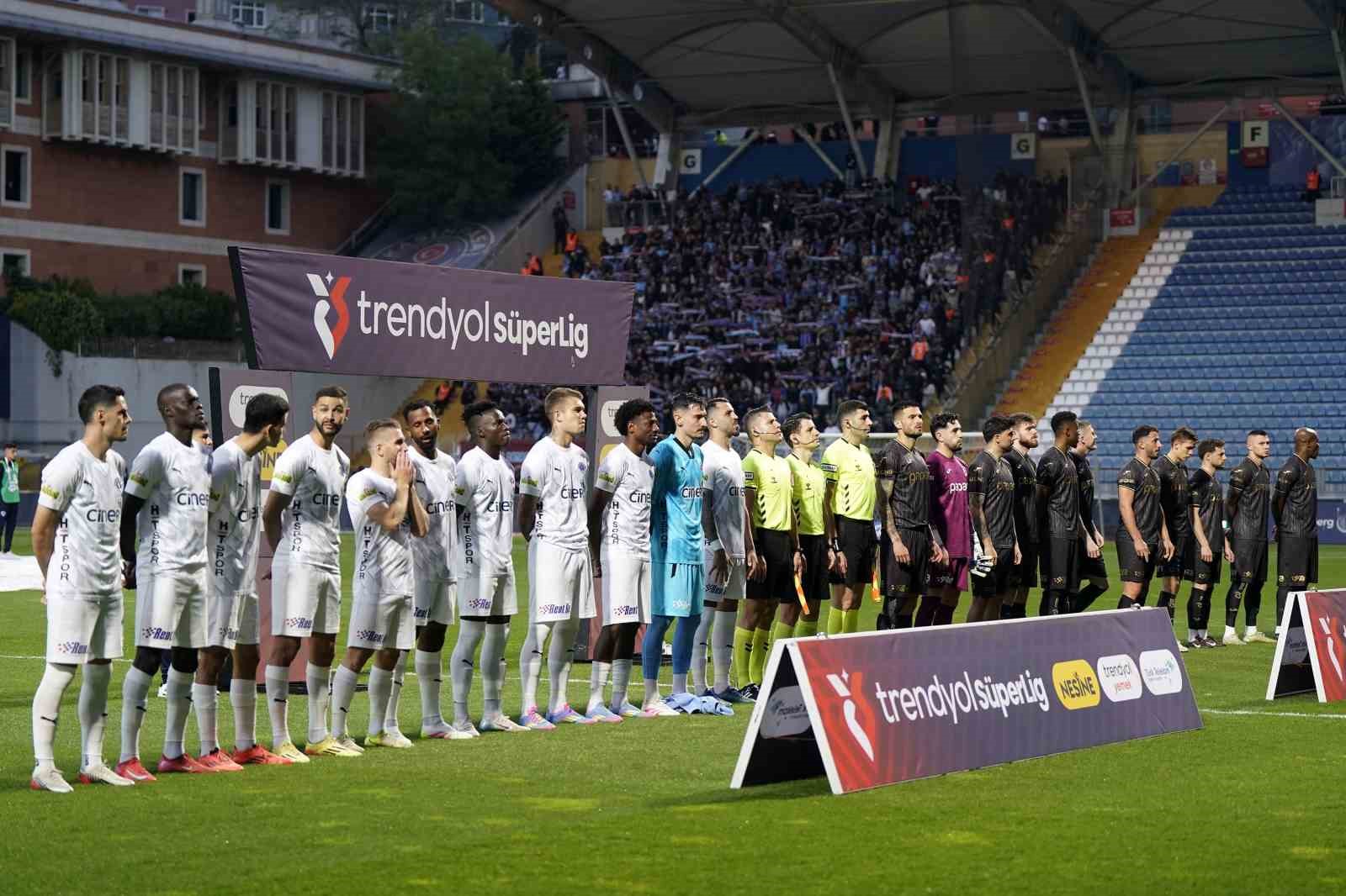 Trendyol Süper Lig: Kasımpaşa: 1 - Trabzonspor: 0 (Maç devam ediyor)
