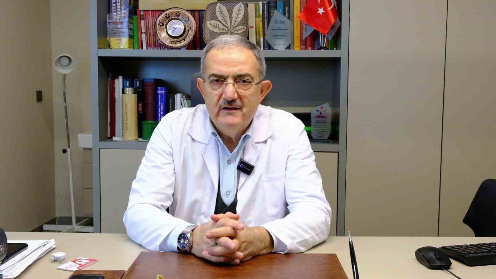 "Ayağımı artık kesin" diyen hasta, larva tedavisi ile yürüyerek taburcu oldu