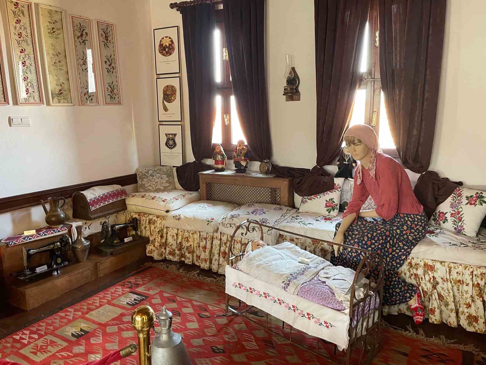 (ÖZEL) Kırım Tatar kültürü Eskişehir’de yaşamaya devam ediyor