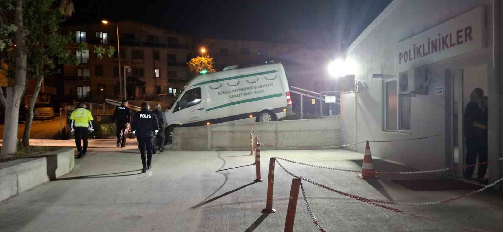 Yem karma makinesine bacağını kaptıran besici feci şekilde can verdi
