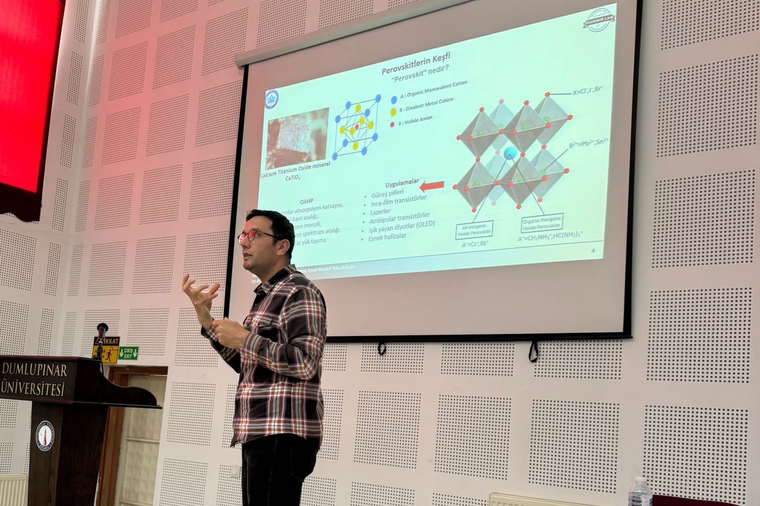 Emet MYO&rsquo;da Perovskit Fotovoltaikler" konulu seminer d&uuml;zenlendi
