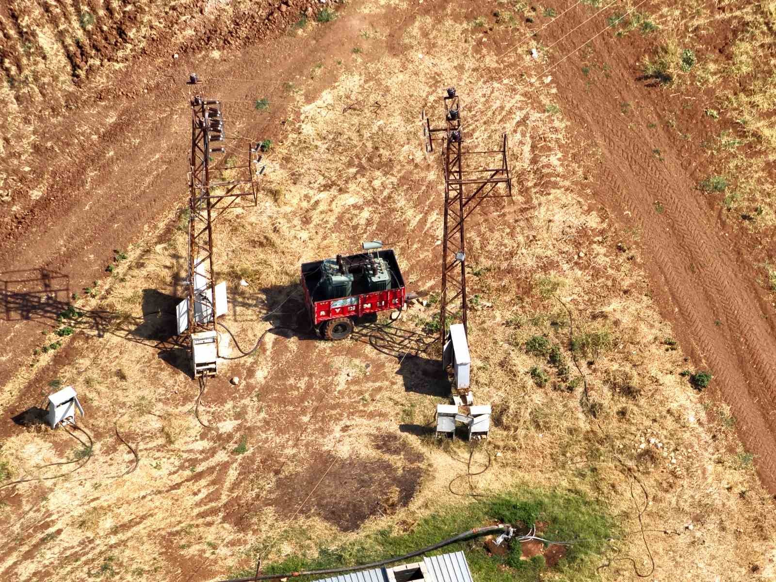 Dronla tespit edilen kaçak trafoyla 200 hanelik elektrik tüketildiği ortaya çıktı
