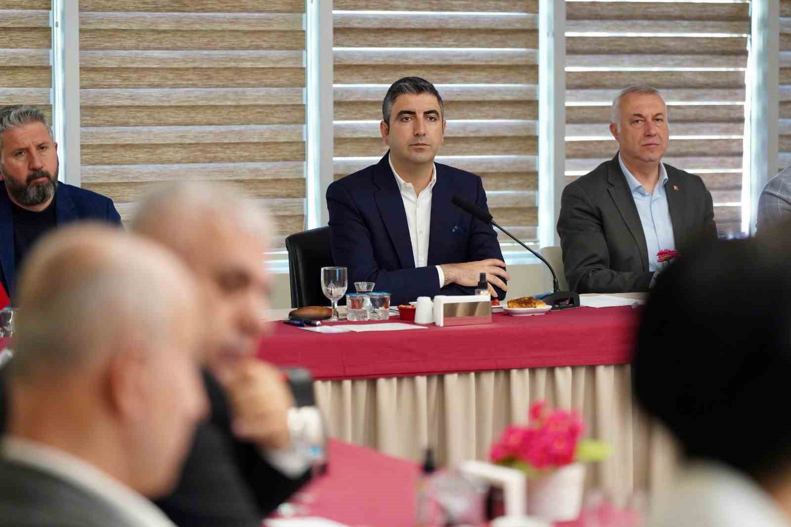 Kartal Belediyesi Muhtarlar Toplantısı’nın 165’incisi gerçekleştirildi