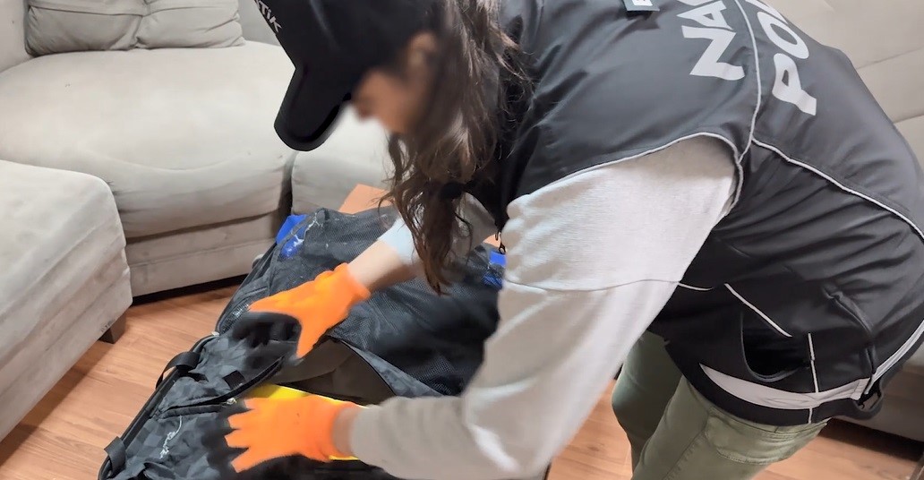 Bitlis&rsquo;te 3 kilo 700 gram metamfetamin ele ge&ccedil;irildi
