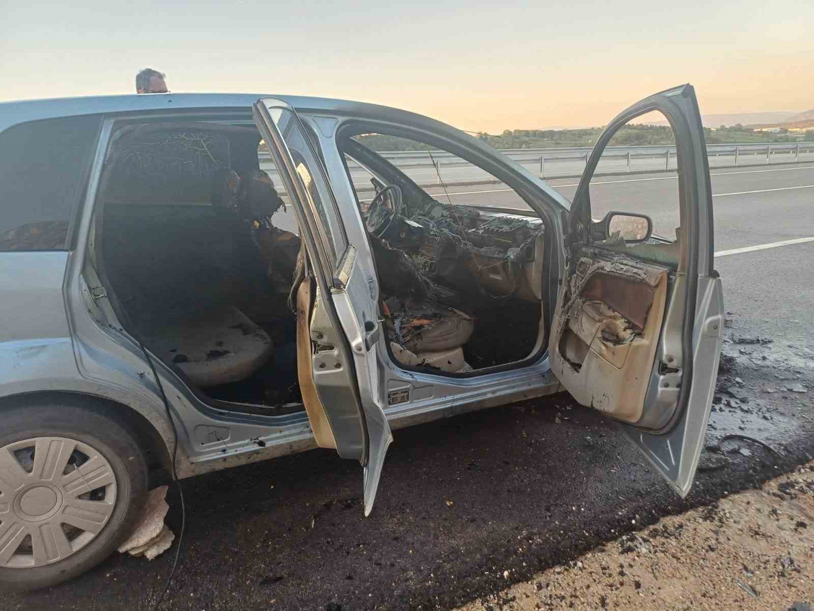 Seyir halinde bir anda alev aldı
