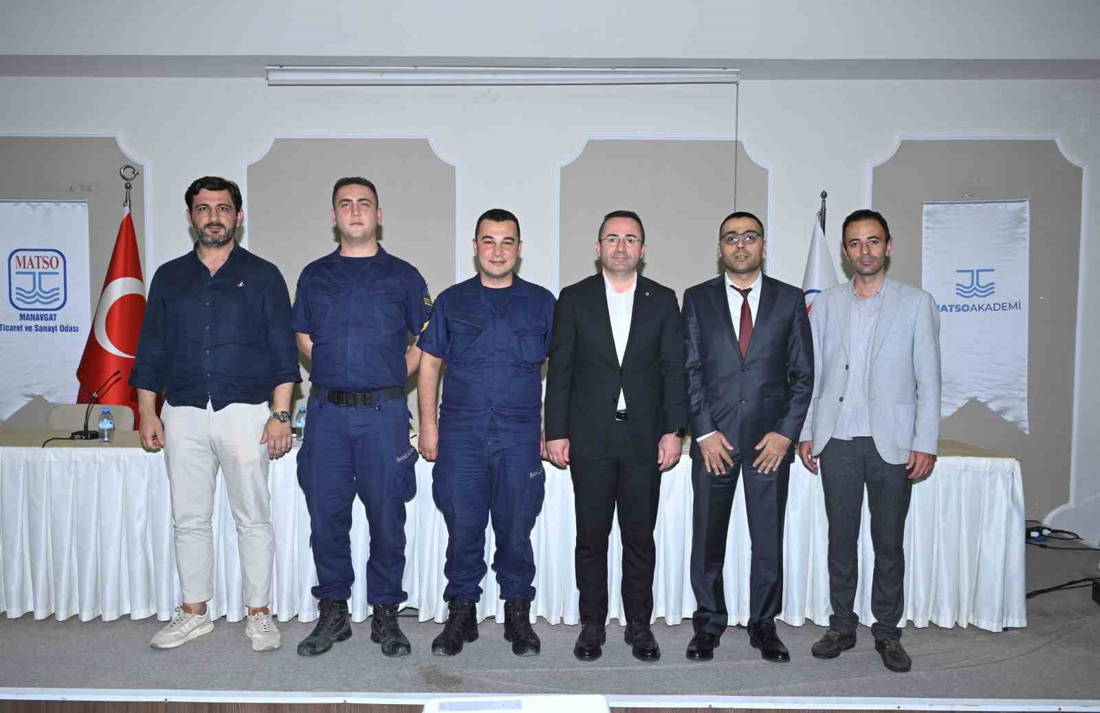 Manavgat’ta deniz ve ırmak turizmi için güvenlik toplantısı düzenlendi

