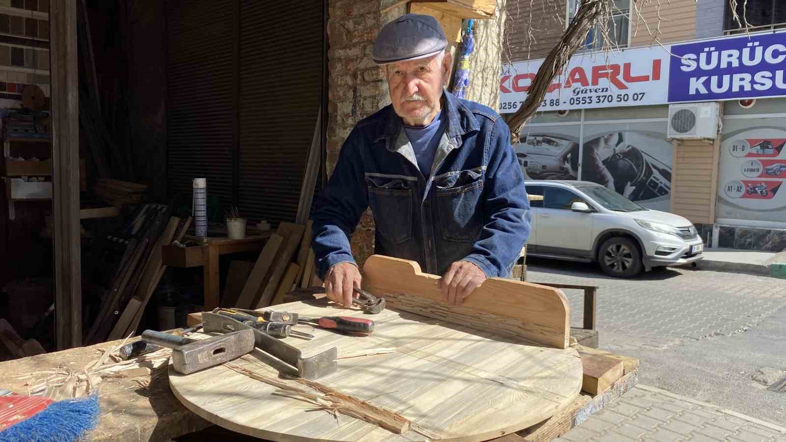 O meslek aile mirası oldu, 76 yıllık tezgah hiç durmadı
