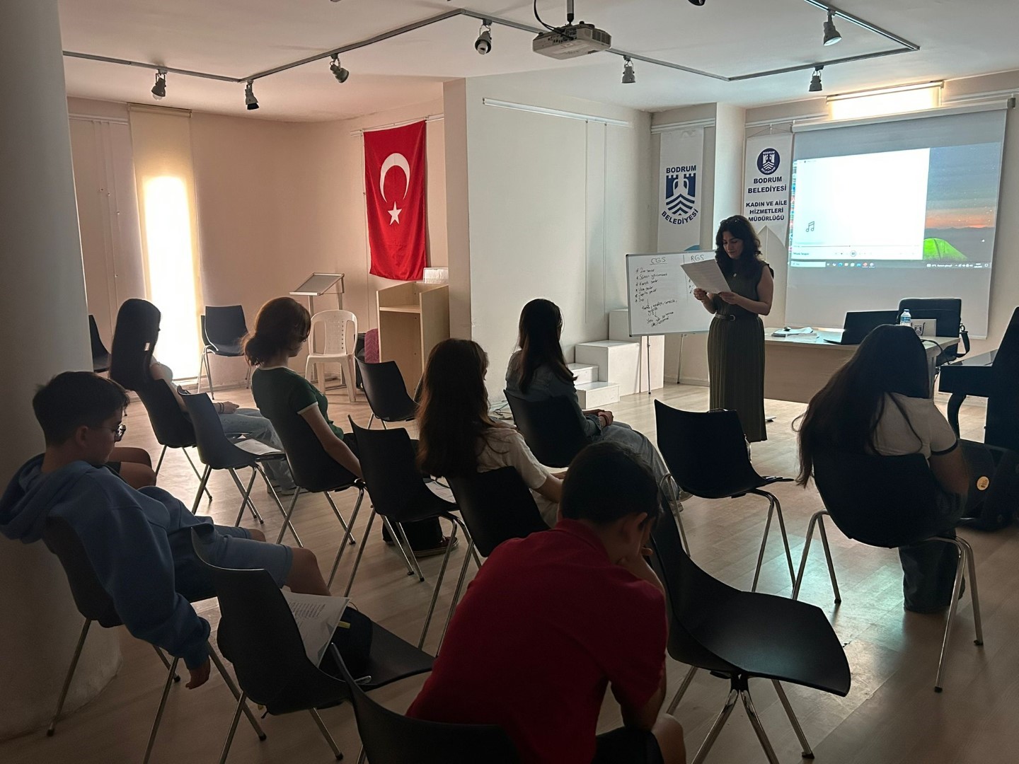 Belediyenin "Psikoeğitim Seminerleri" liseler ile devam etti
