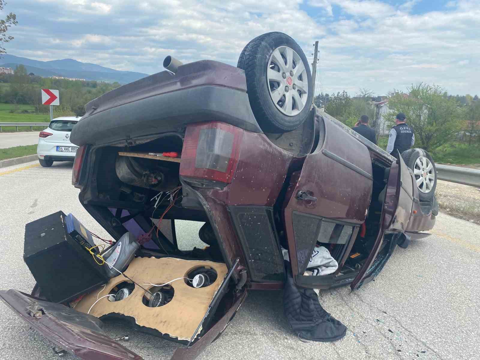 Takla atan araçta burnu bile kanamadı
