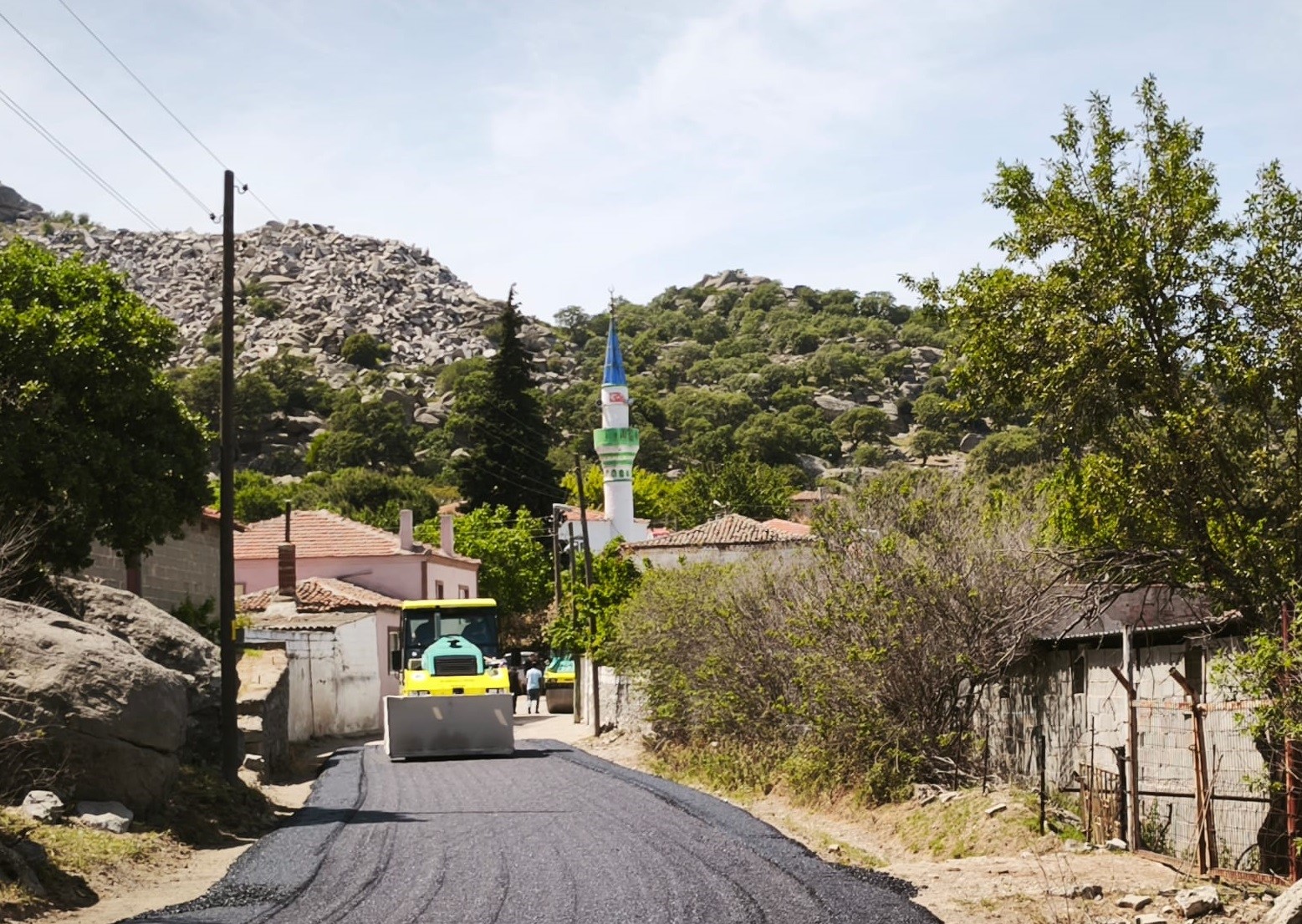Çanakkale’de asfalt sezonu açıldı
