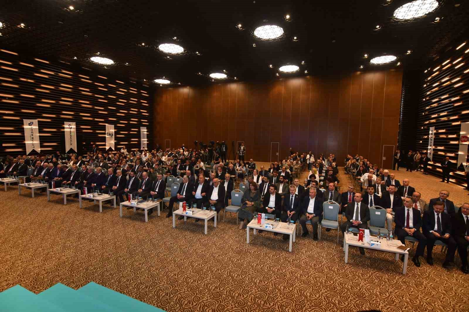 Konya, Türkiye’nin yeni sanayi haritasının merkezinde olacak
