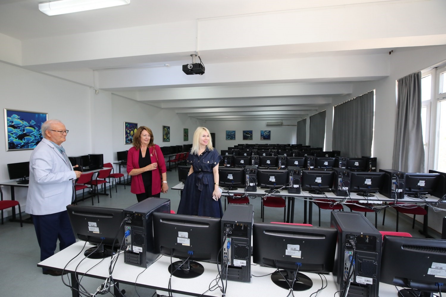 Akdeniz &Uuml;niversitesi&rsquo;nde nesilden nesile eğitim desteği
