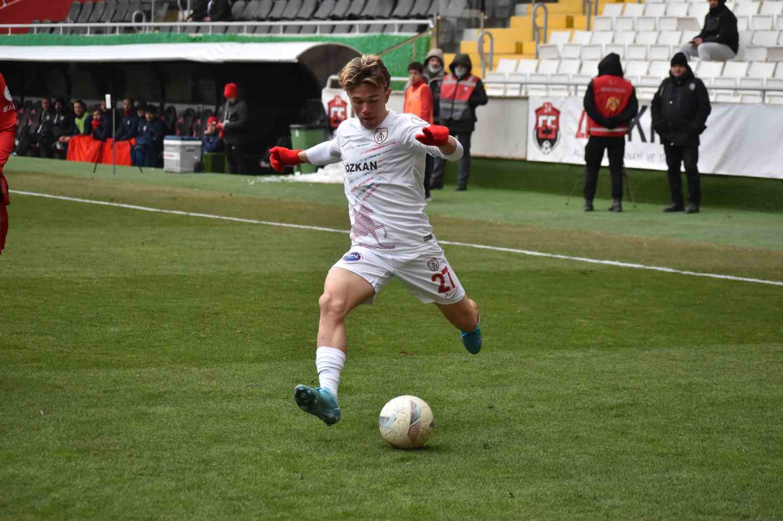 Altınordulu oyuncuların tek hedefi turu ge&ccedil;mek
