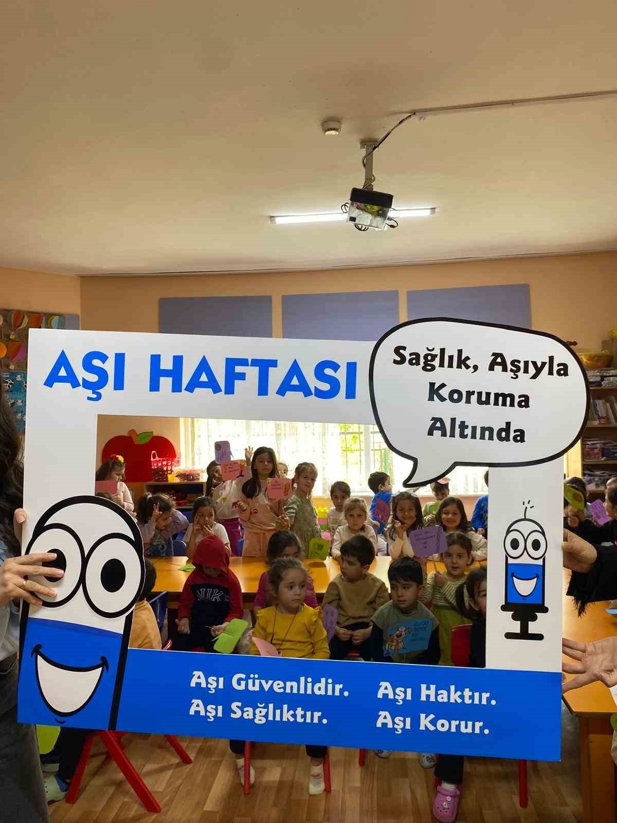 &Ccedil;ocuklara aşı bilinci eğitimi
