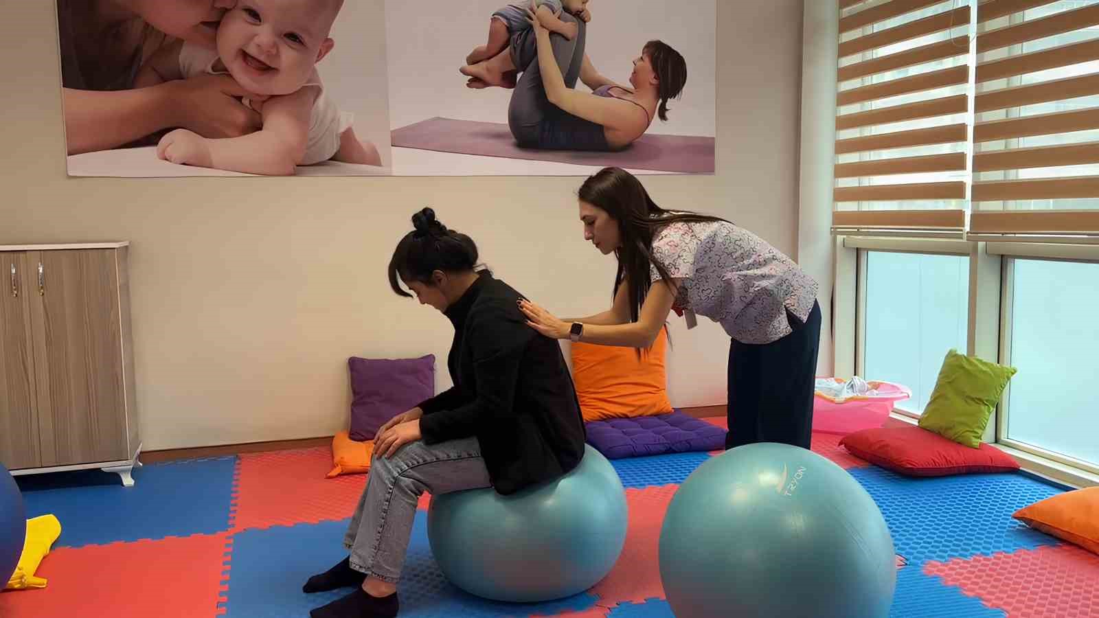 Siirt&rsquo;te gebe okulu, kadınları doğuma ve anneliğe hazırlanıyor
