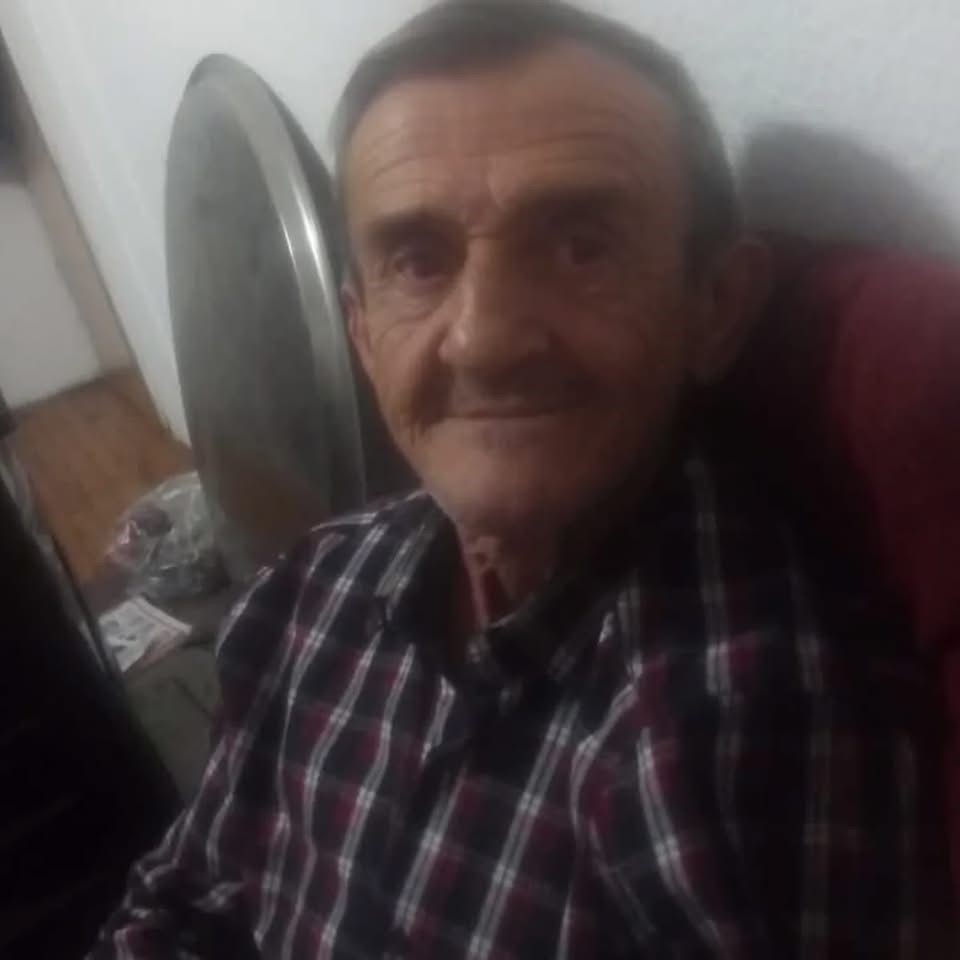 Memleketine d&ouml;nerken kazada &ouml;len yaşlı adam son yolcuğuna uğurlandı
