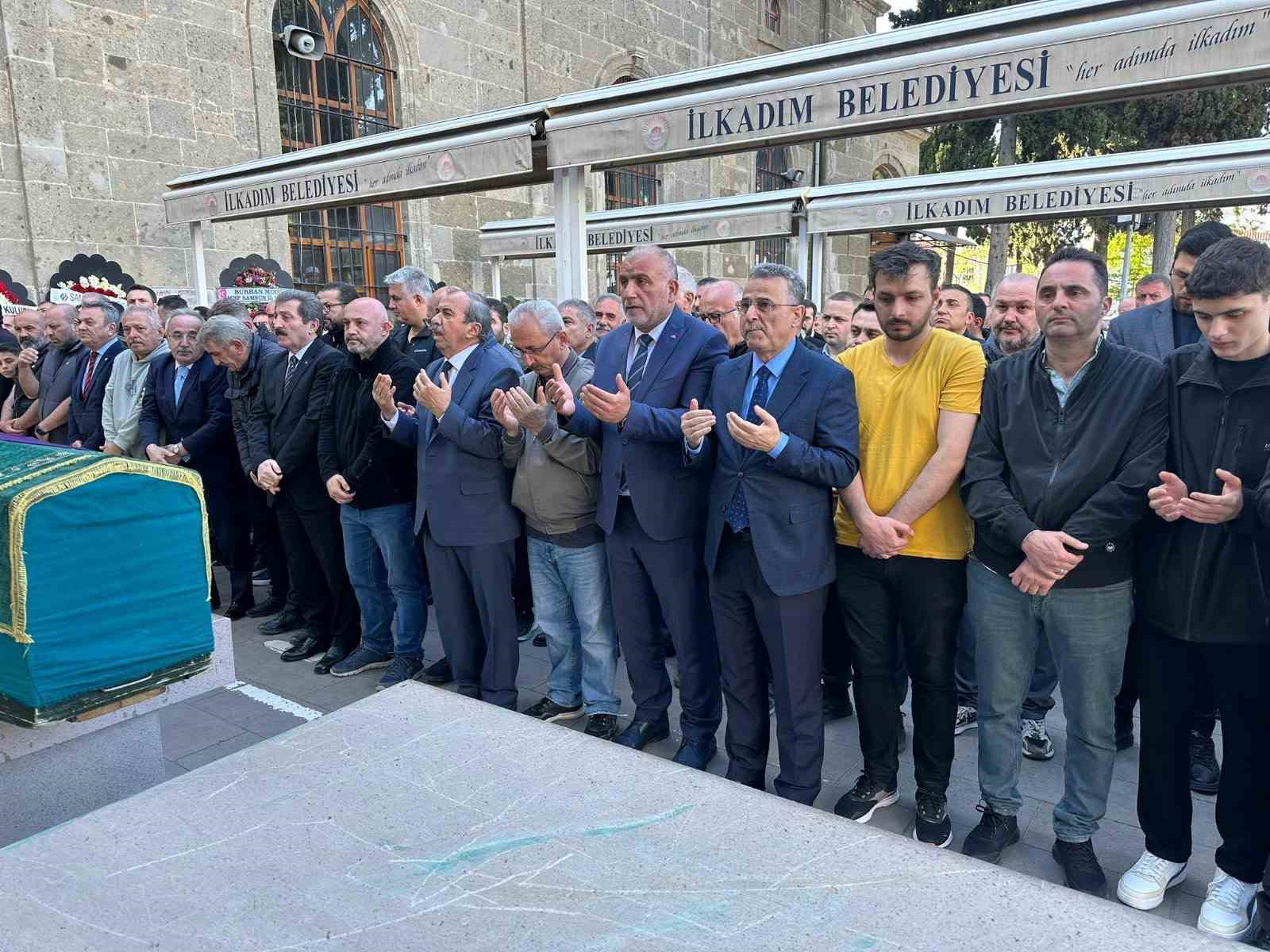 Samsun&rsquo;da gazeteci Sedat &Ouml;ks&uuml;zoğlu&rsquo;nun acı g&uuml;n&uuml;: 12 yaşındaki kızı hayatını kaybetti
