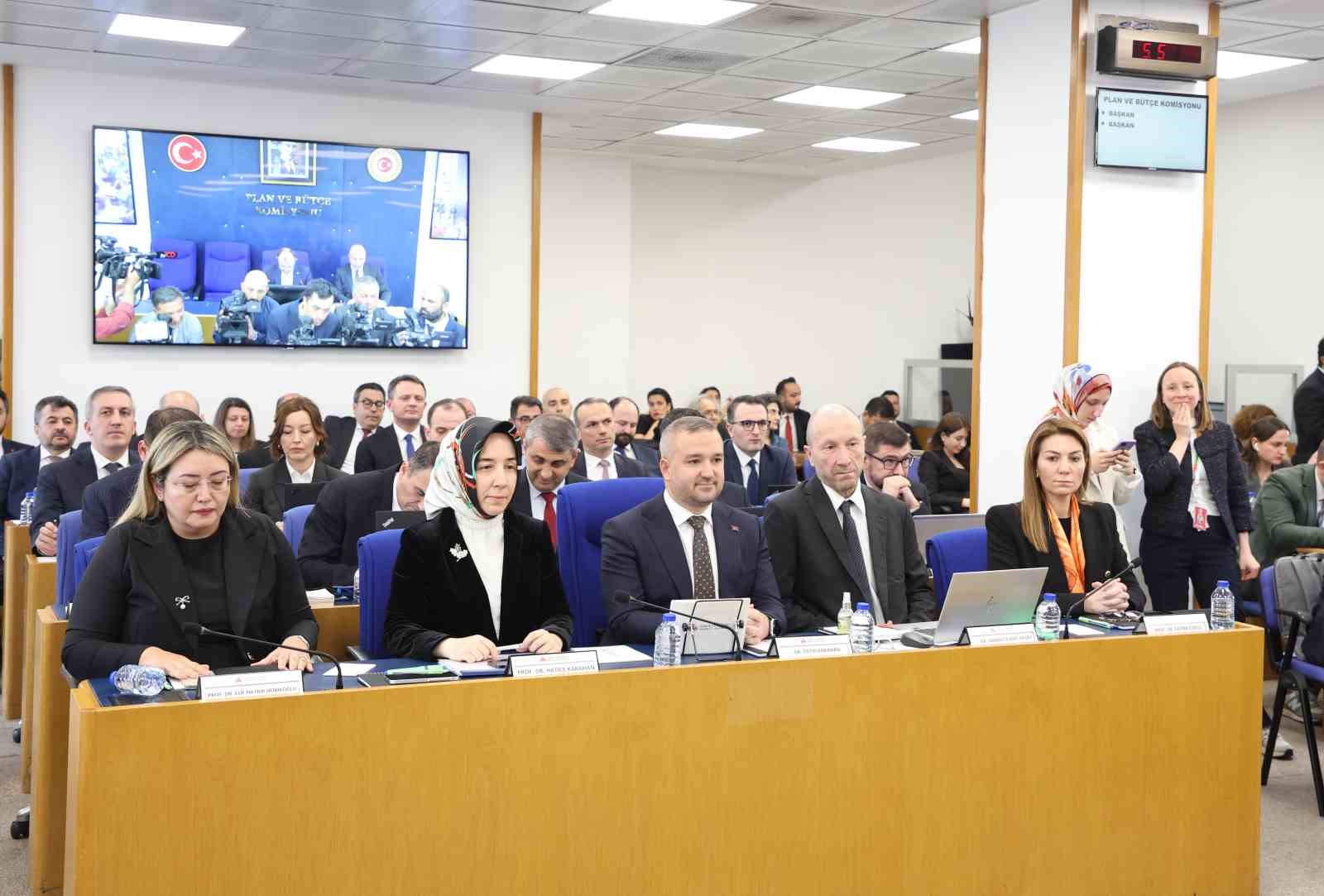 TCMB Başkanı Karahan: "Zirai donun enflasyona etkisi 0,4 puan"