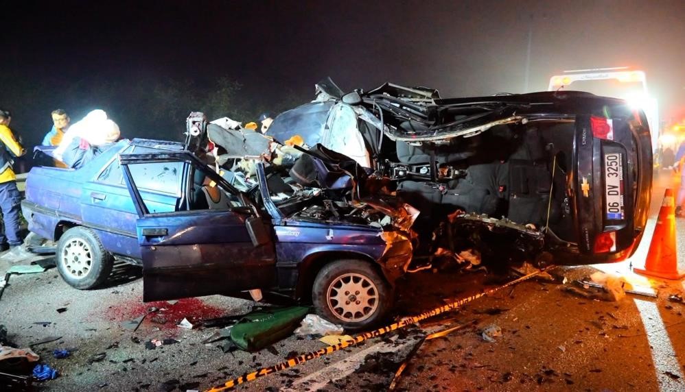 Samsun'da Nisan ayında 7 kişinin öldüğü, 555 kişinin yaralandığı trafik kazaları raporu.