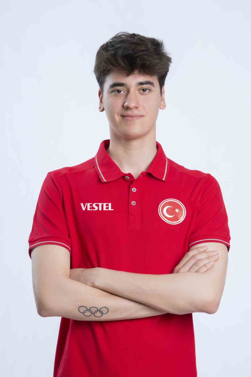 Milli sporcu Kuzey Tunçelli’ye Vestel desteği

