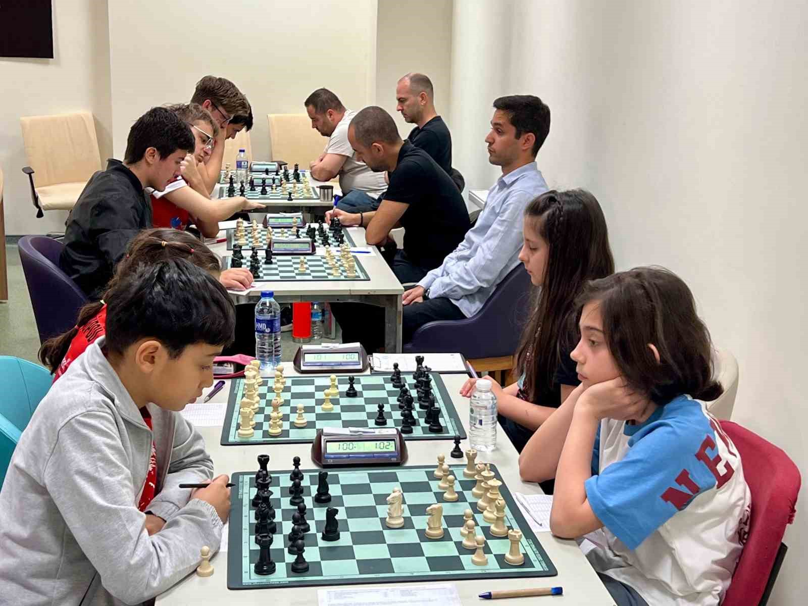 Kul&uuml;pler Satran&ccedil; Şampiyonası Tekirdağ İl Birinciliği &Ccedil;orlu&rsquo;da d&uuml;zenlendi
