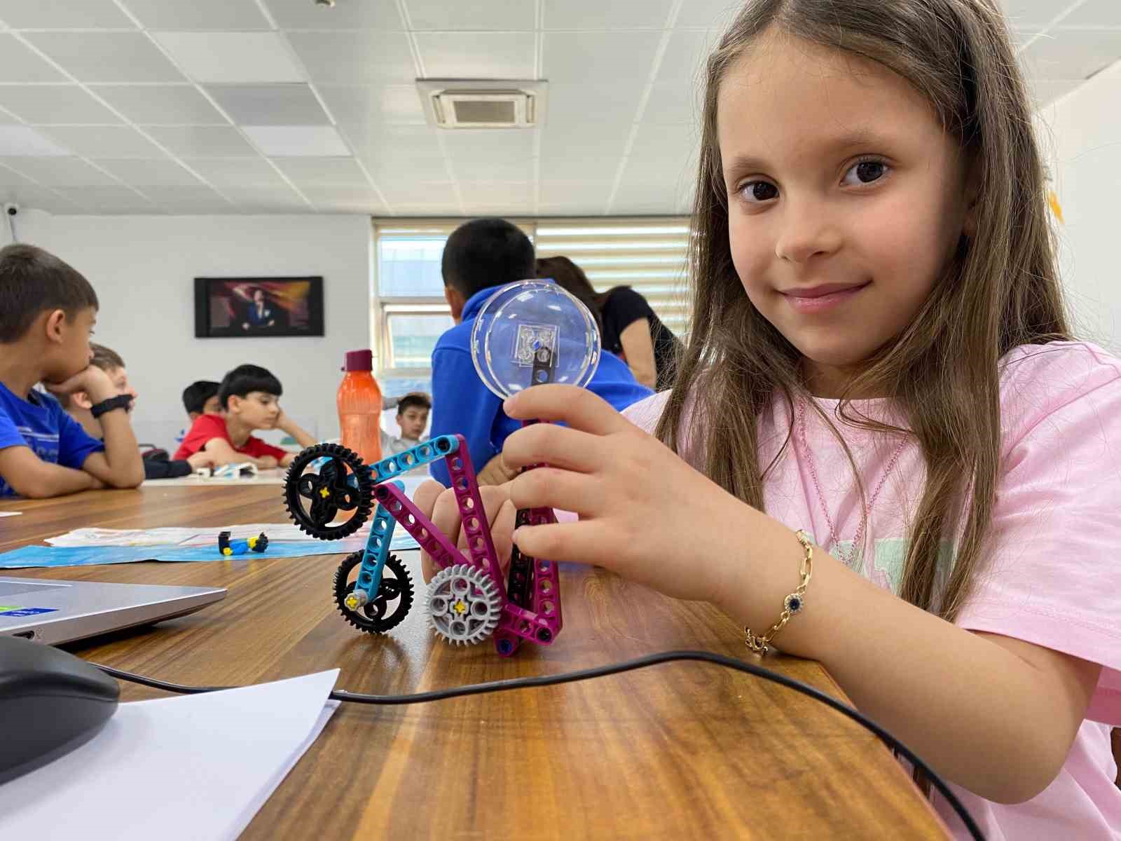 Geleceğin bilim insanları Muğla’da yetişiyor