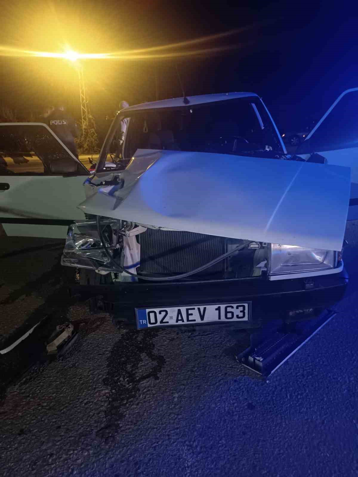 Adıyaman’da otomobil ile çarpışan motosikletin sürücüsü hayatını kaybetti
