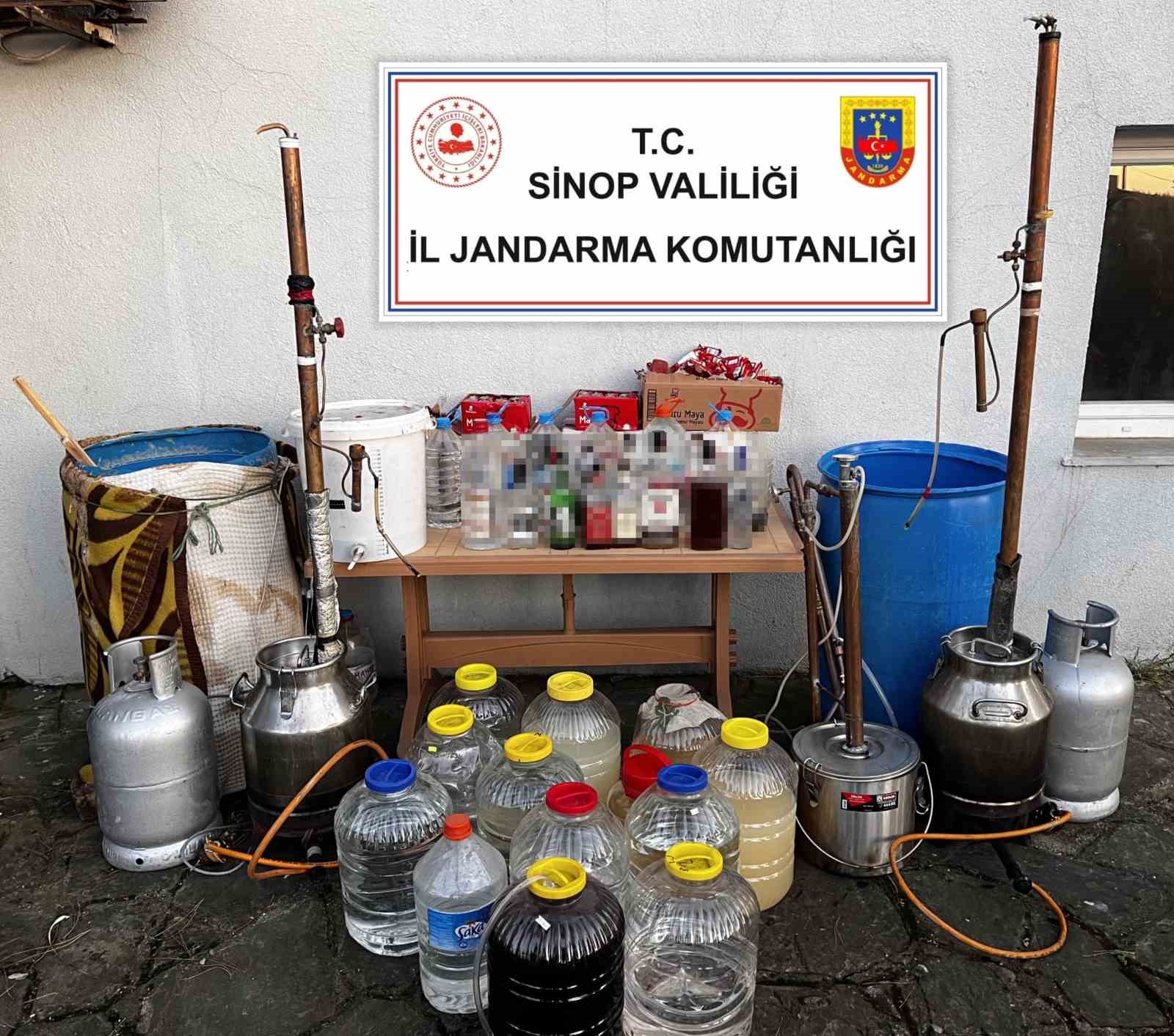 Sinop’ta kaçak alkol operasyonu: 3 gözaltı