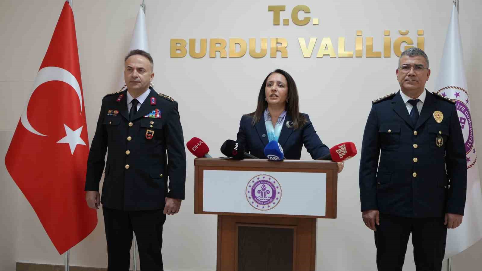 Burdur&rsquo;da Nisan ayında 215 şahıs hakkında işlem yapıldı
