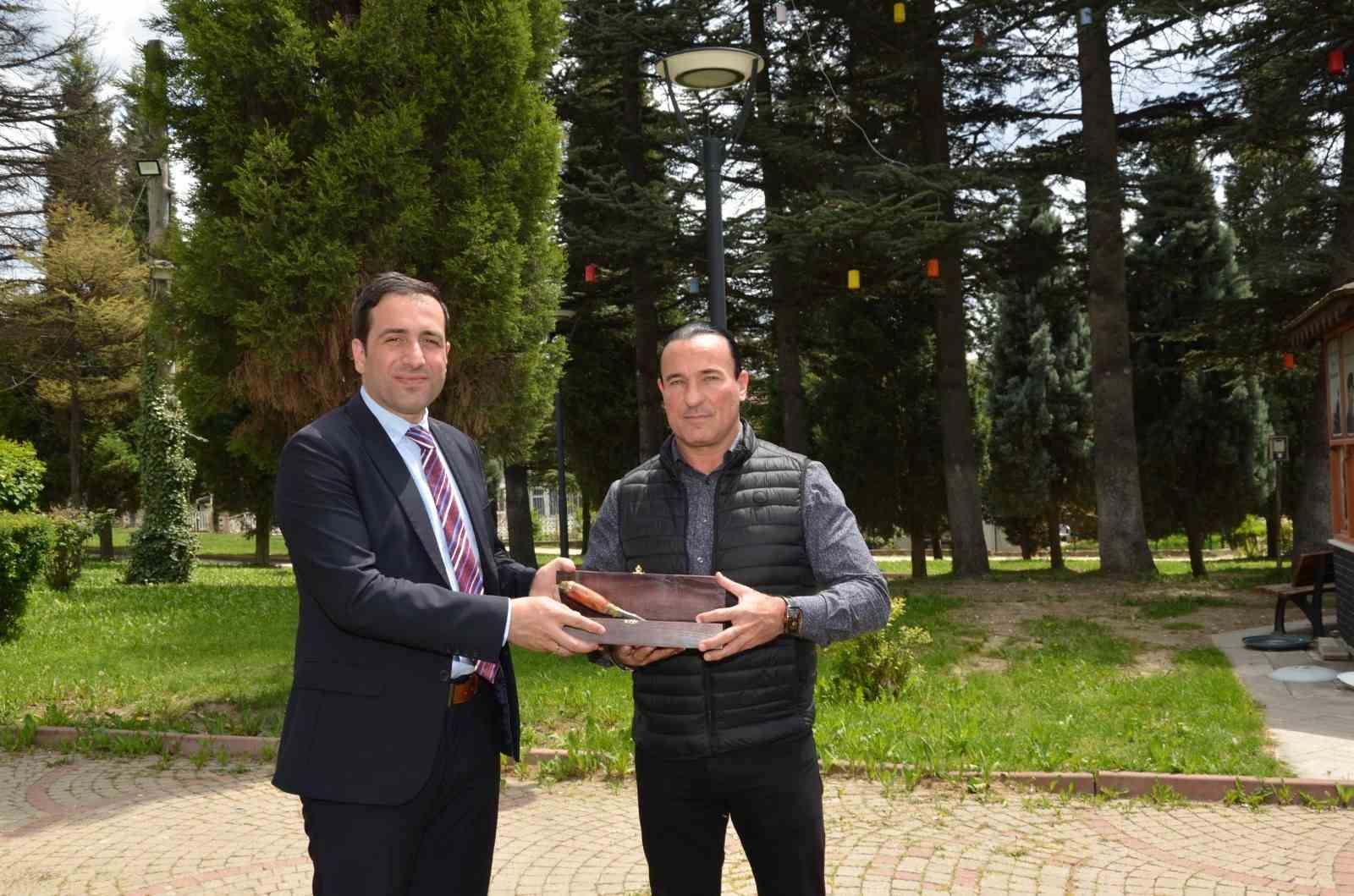 Macar -Turan Vakfı Başkanı Biro, Alp oldu
