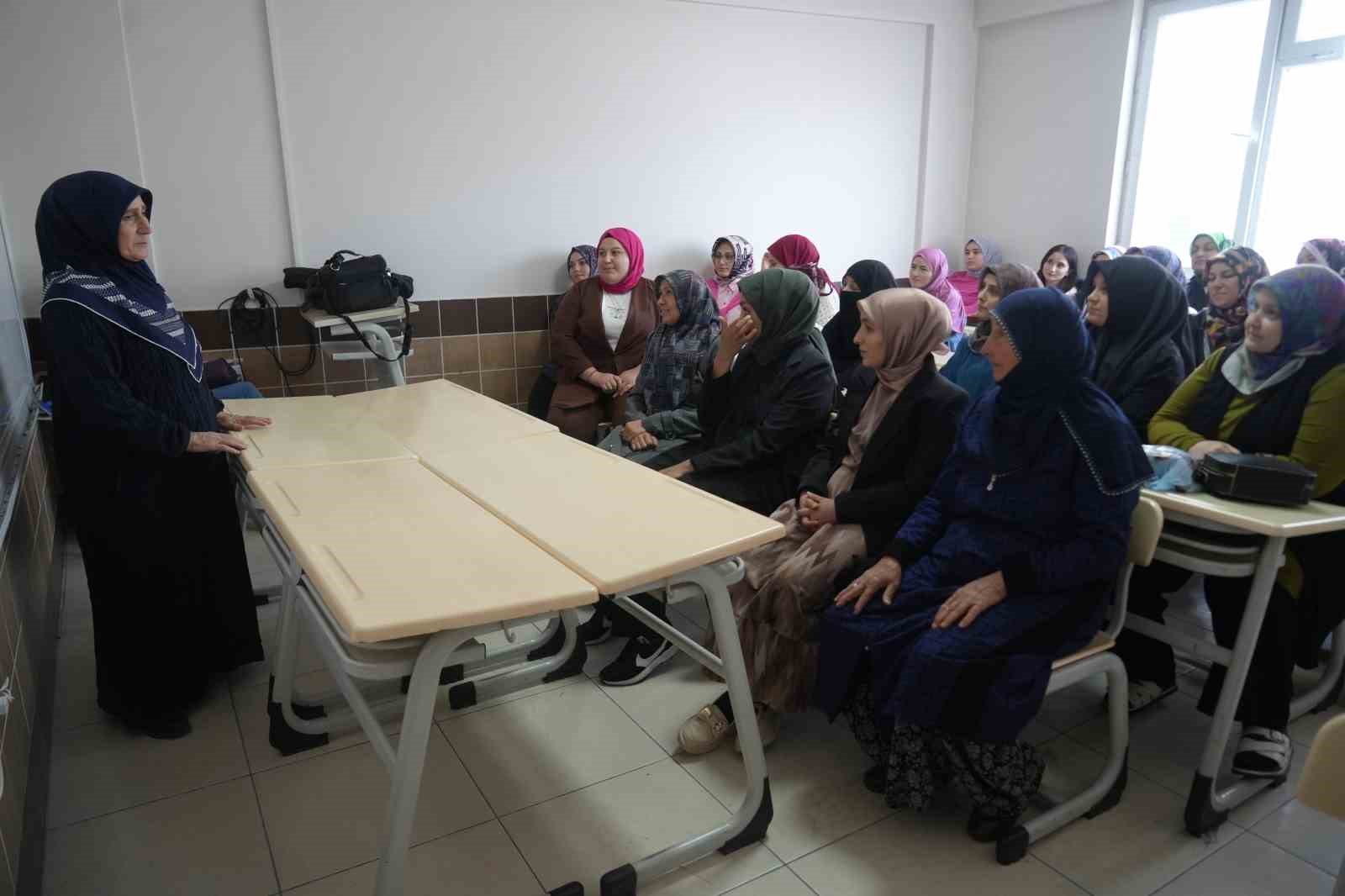 Niğde’de kadınlara yönelik açılan gassallık kursuna yoğun ilgi