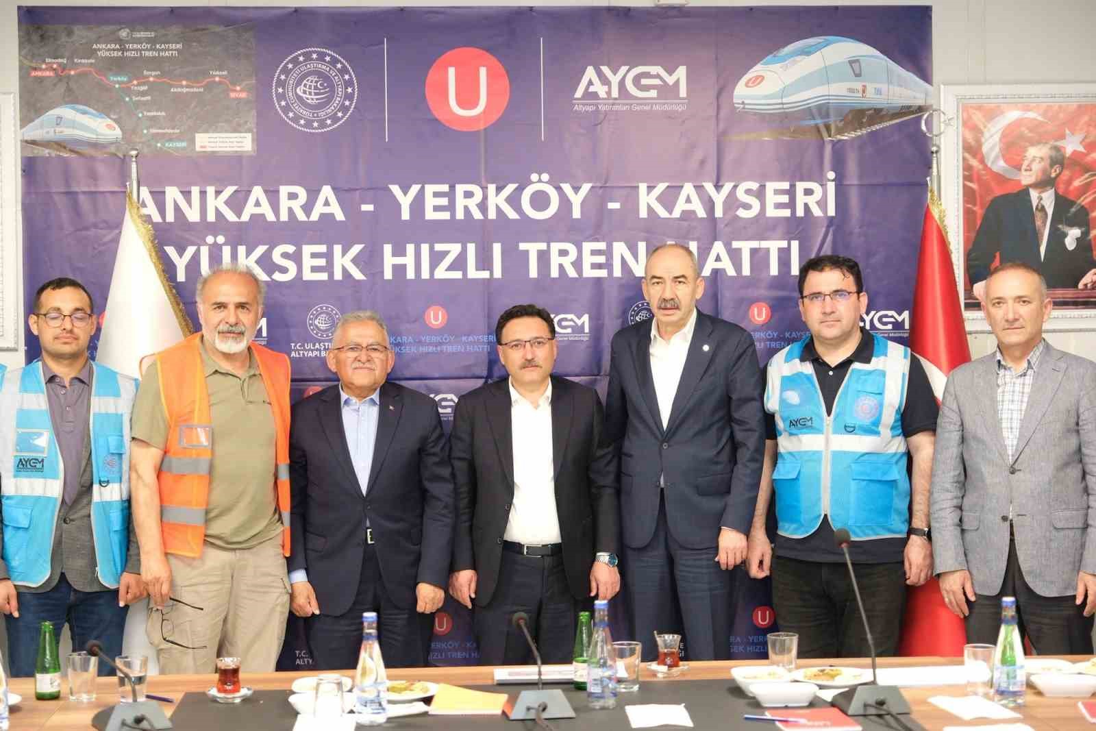 Başkan Büyükkılıç’tan yüksek hızlı tren şantiyesinde inceleme 
