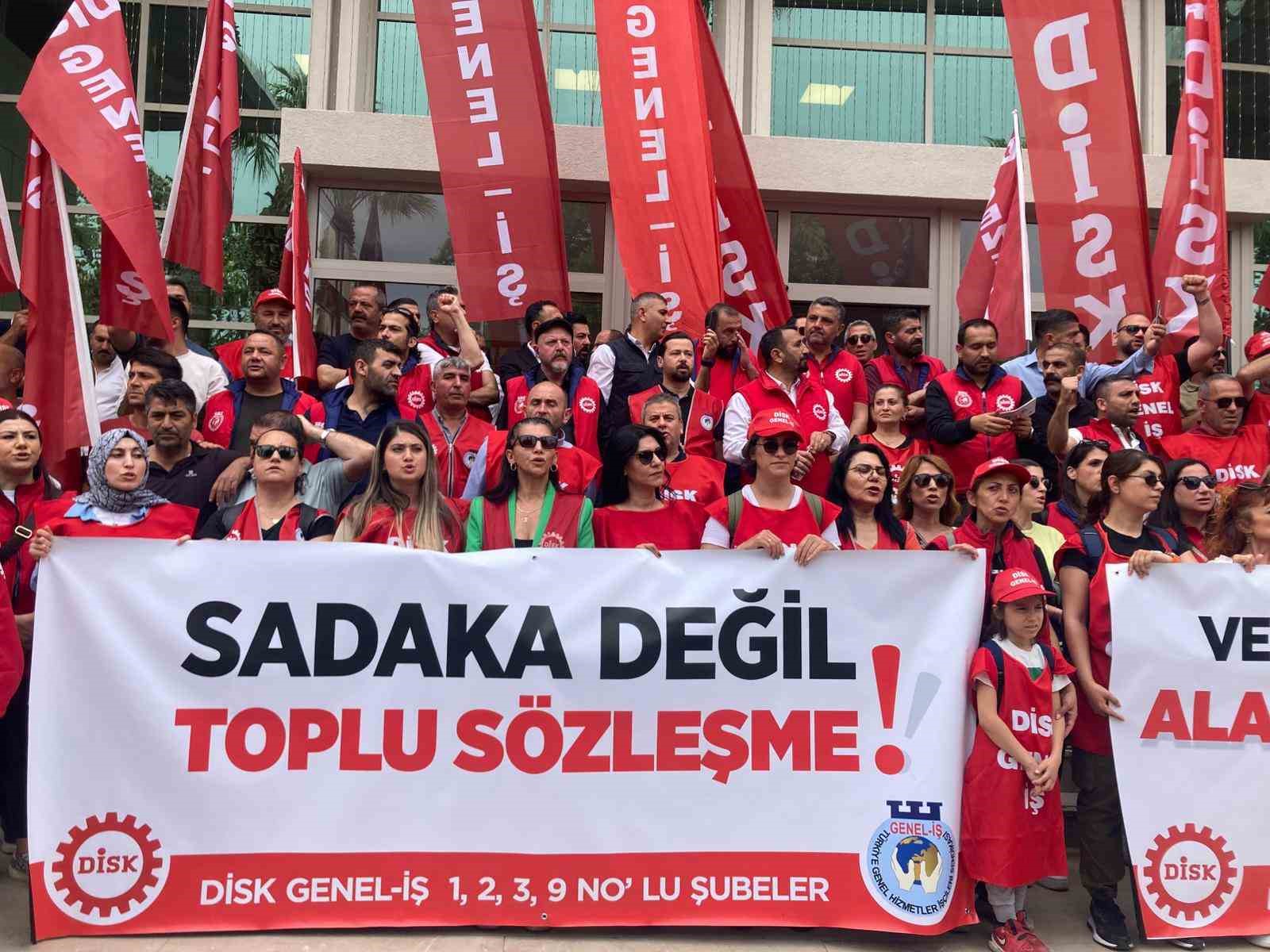 İzmir Büyükşehir Belediyesinde maaş krizi: İşçilerden grev kararı