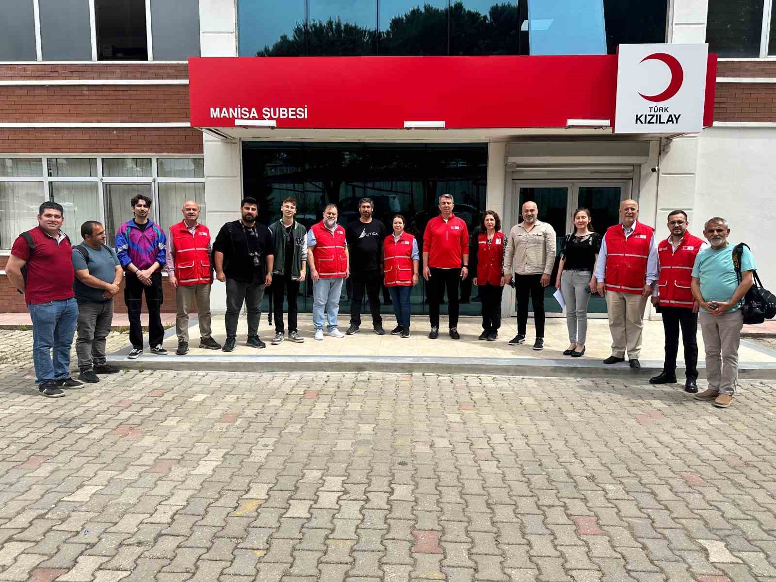 T&uuml;rk Kızılay Manisa&rsquo;dan, nisan ayında 10 milyonluk yardım
