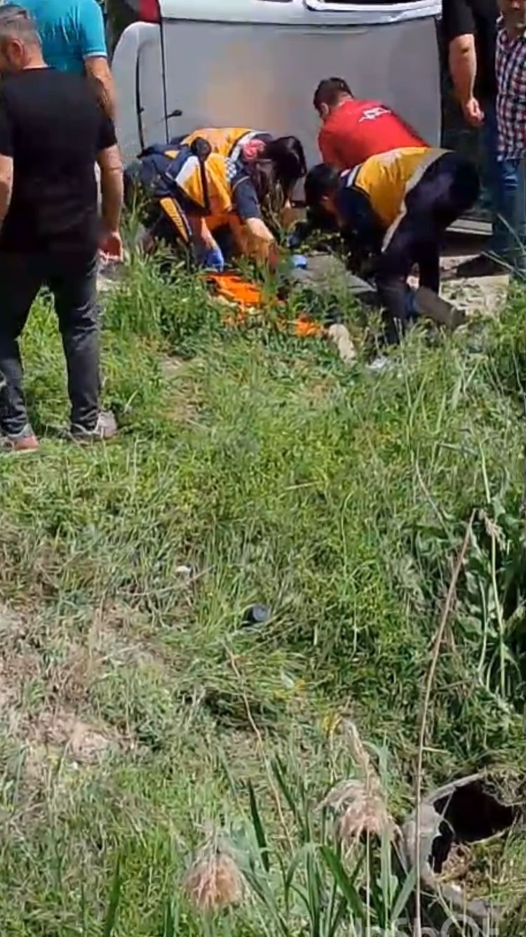 Burdur&rsquo;da şarampole devrilen otomobilin s&uuml;r&uuml;c&uuml;s&uuml; ağır yaralandı
