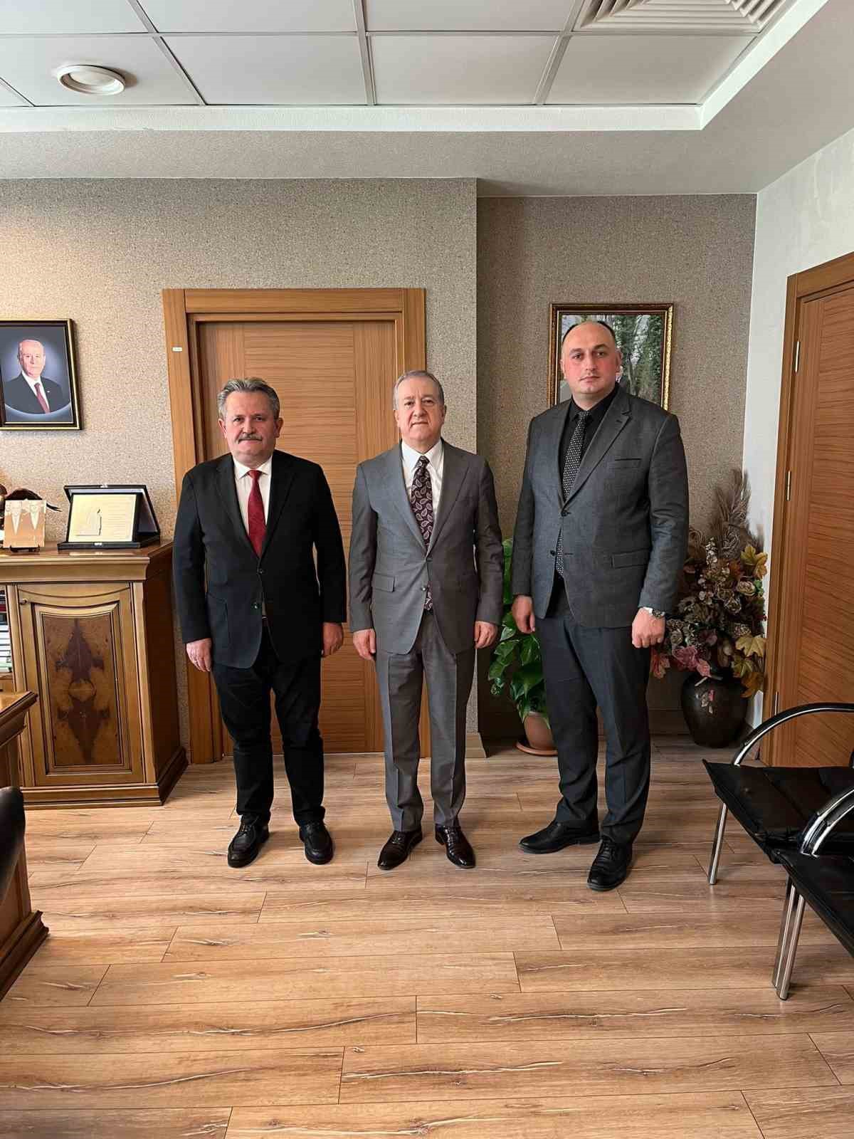 10 Mayıs&rsquo;ta toplu a&ccedil;ılışa davet ettiler
