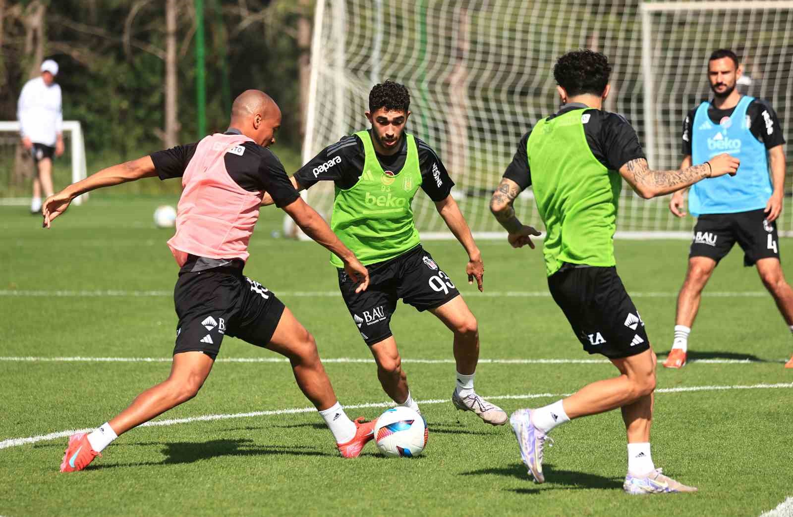 Beşiktaş, Adana Demirspor maçı hazırlıklarına başladı
