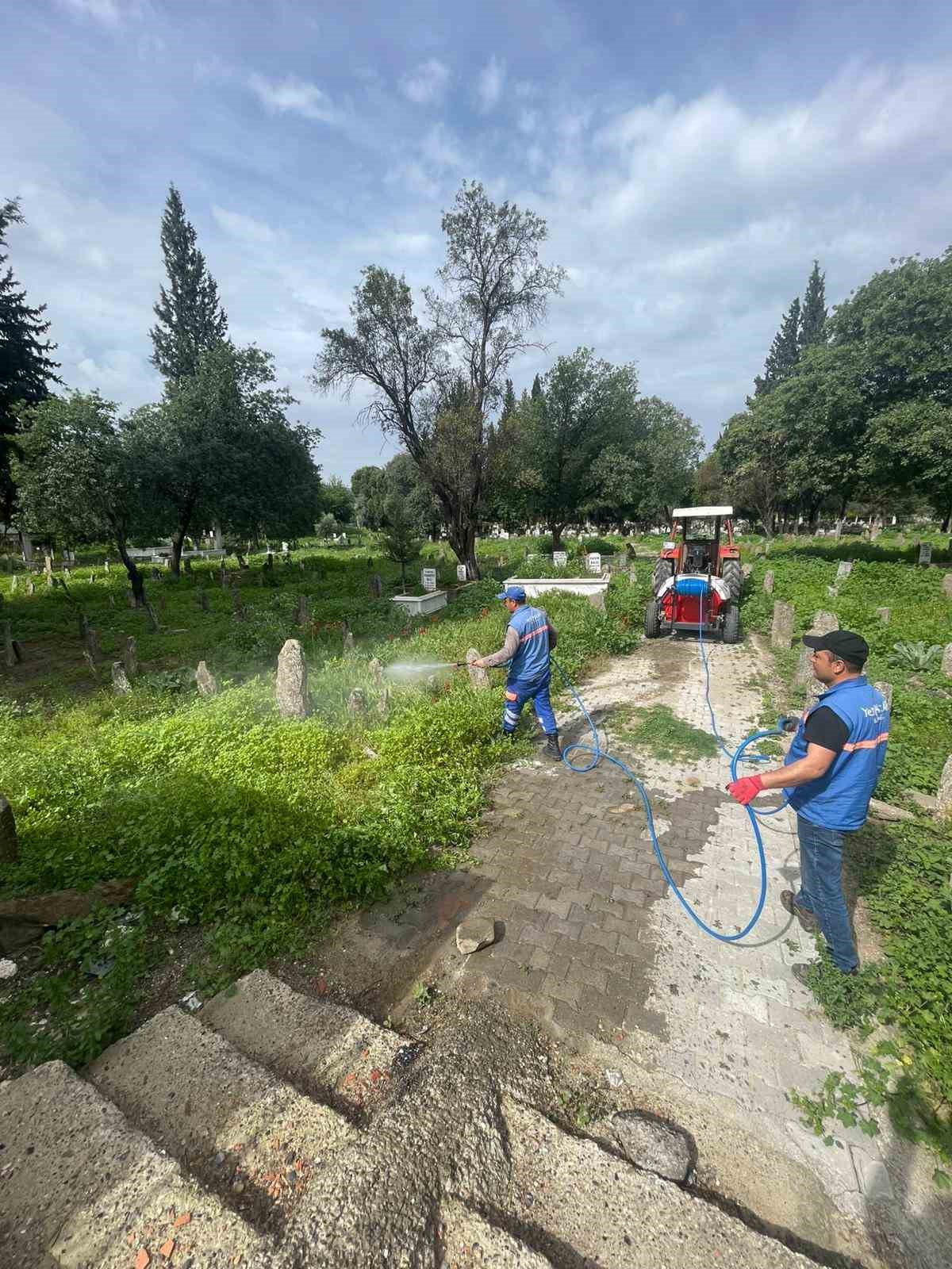 Hamzabali Mezarlığı bakıma alındı