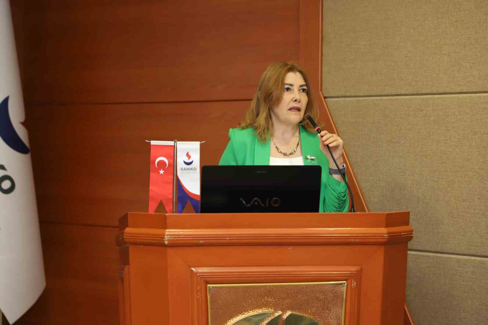 SANKO&rsquo;da T&uuml;rkiye&rsquo;de beslenmenin geleceğine ve besin &uuml;retimine bakış sempozyumu d&uuml;zenlendi
