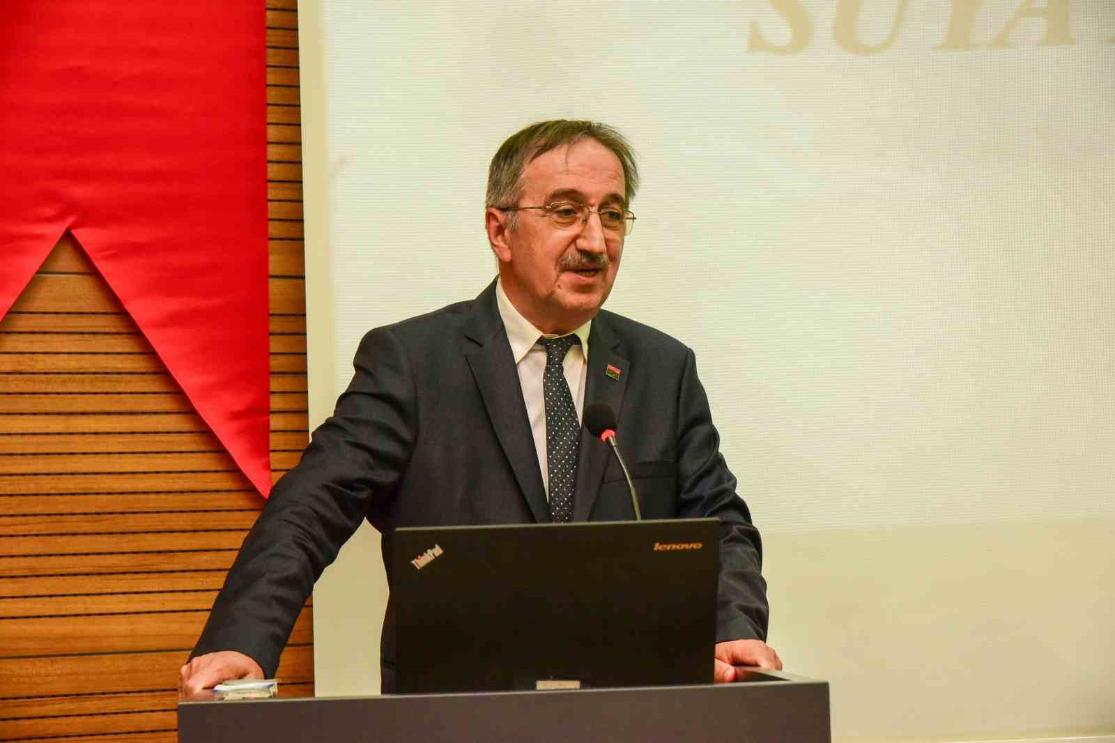 Kastamonu Üniversitesi’nde iklim değişikliliğin etkileri konululdu.
