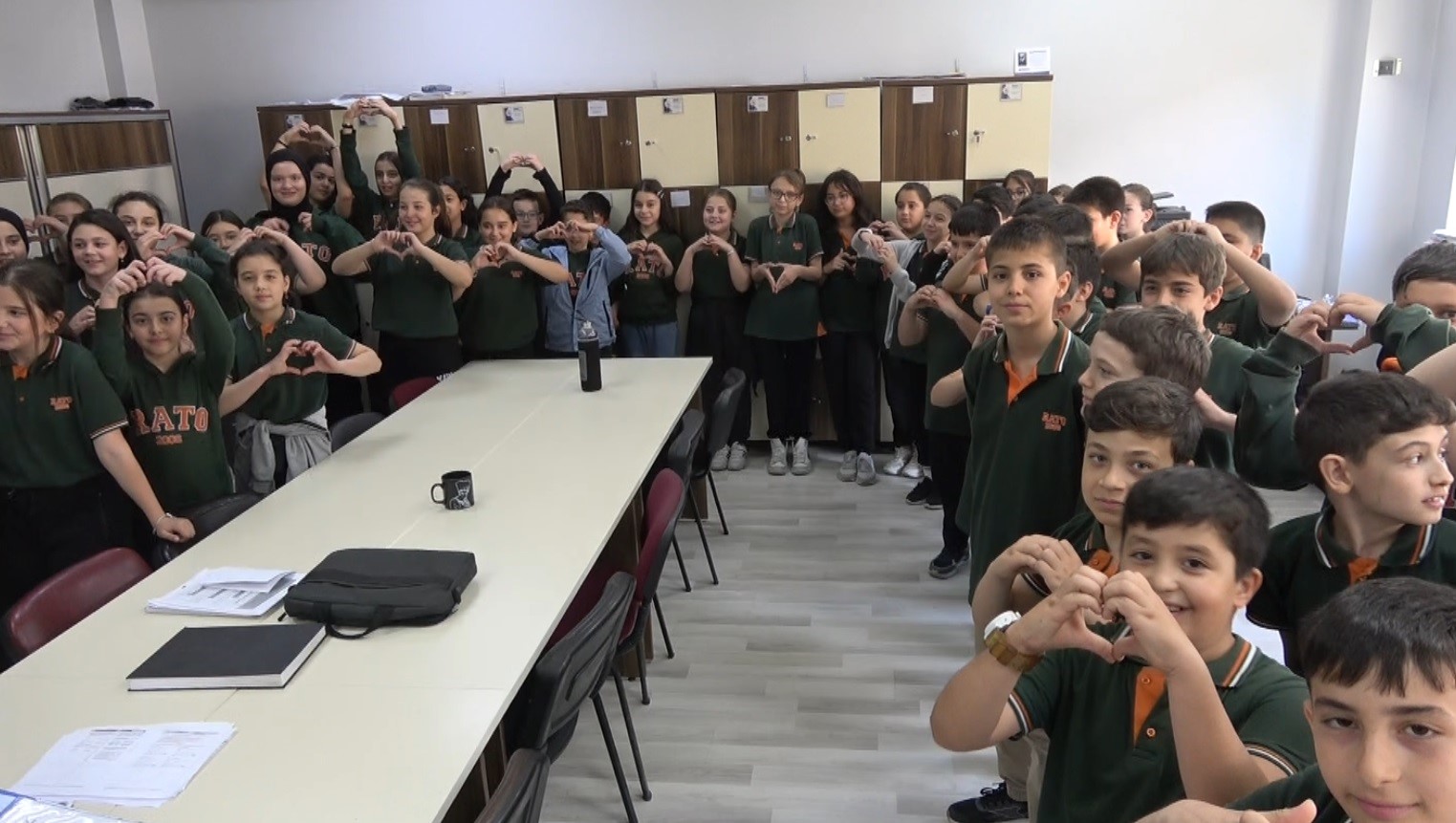 Mehmetçiğe yazdıkları mektuplara cevap geldi
