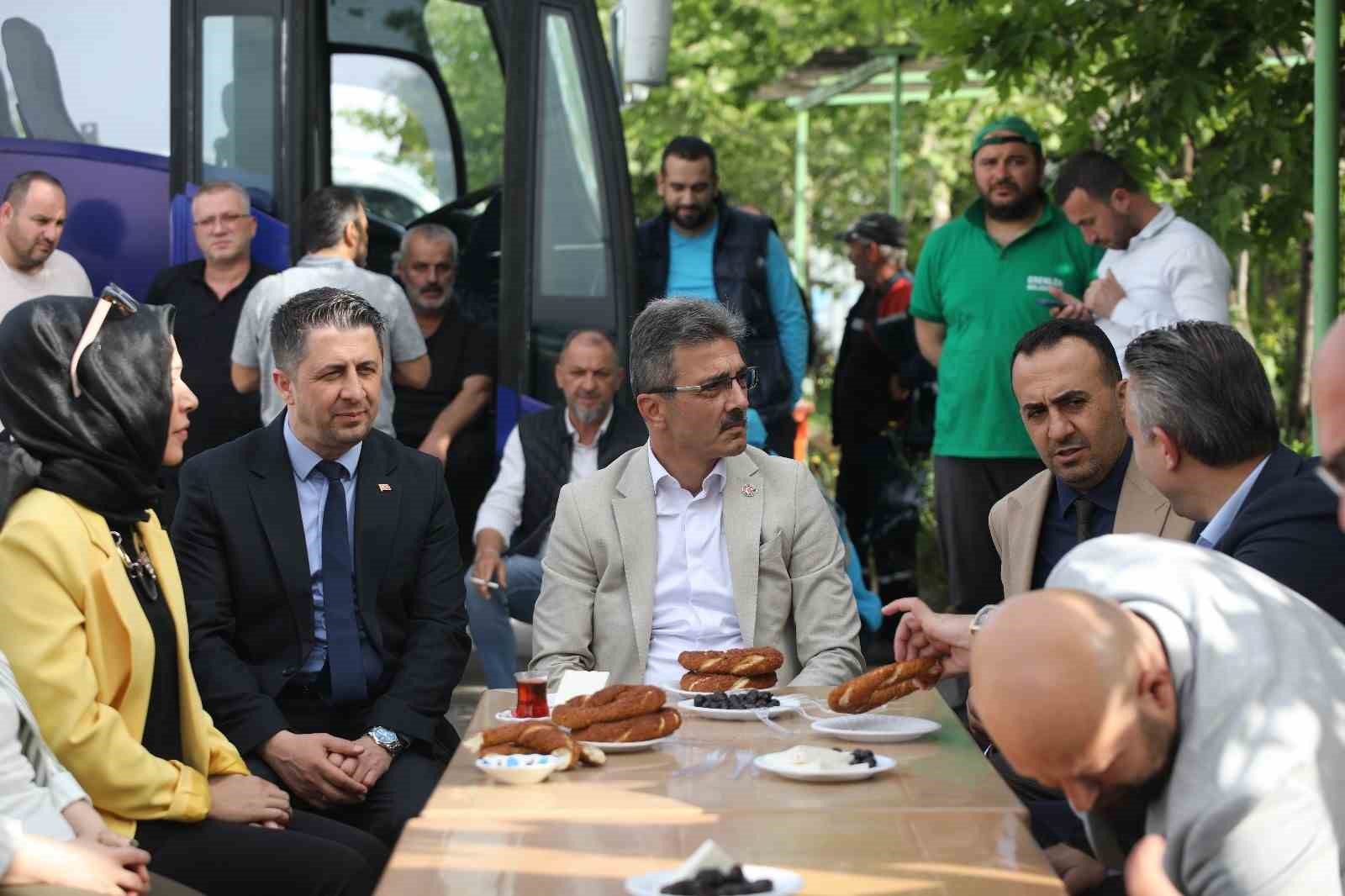 Başkan Şenol Din&ccedil;: "Biz b&uuml;y&uuml;k bir aileyiz"
