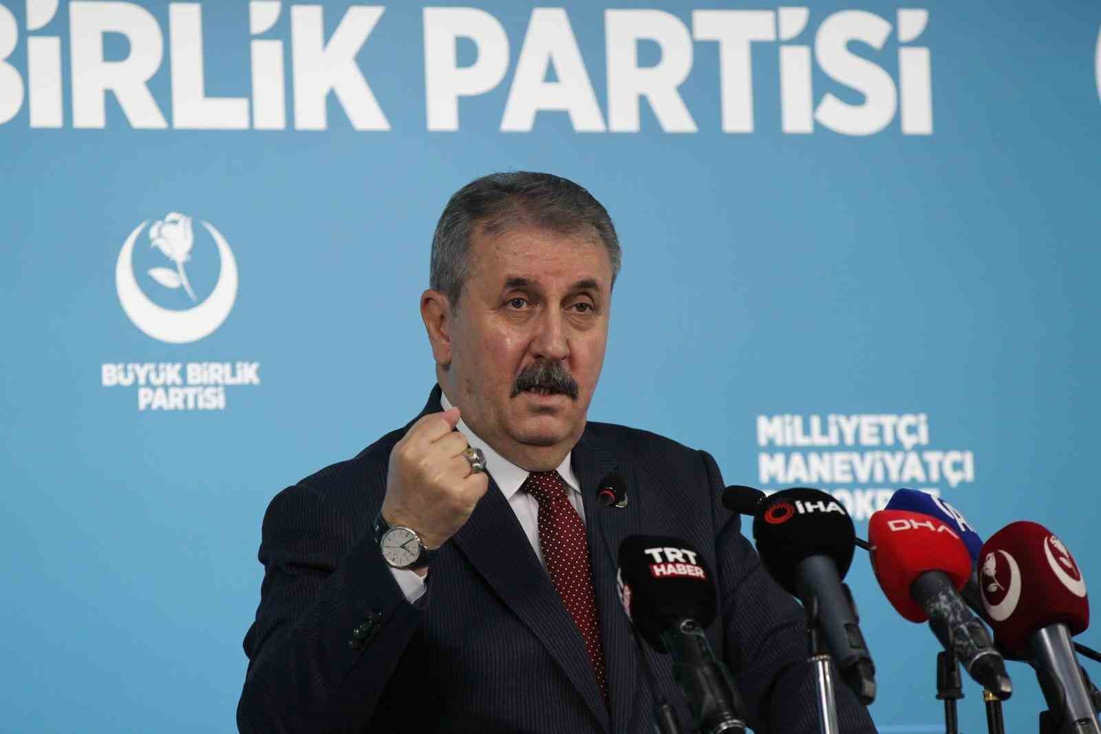 BBP Genel Başkanı Destici: "Bizim yerimiz net bir şekilde Pakistan&rsquo;ın yanıdır"
