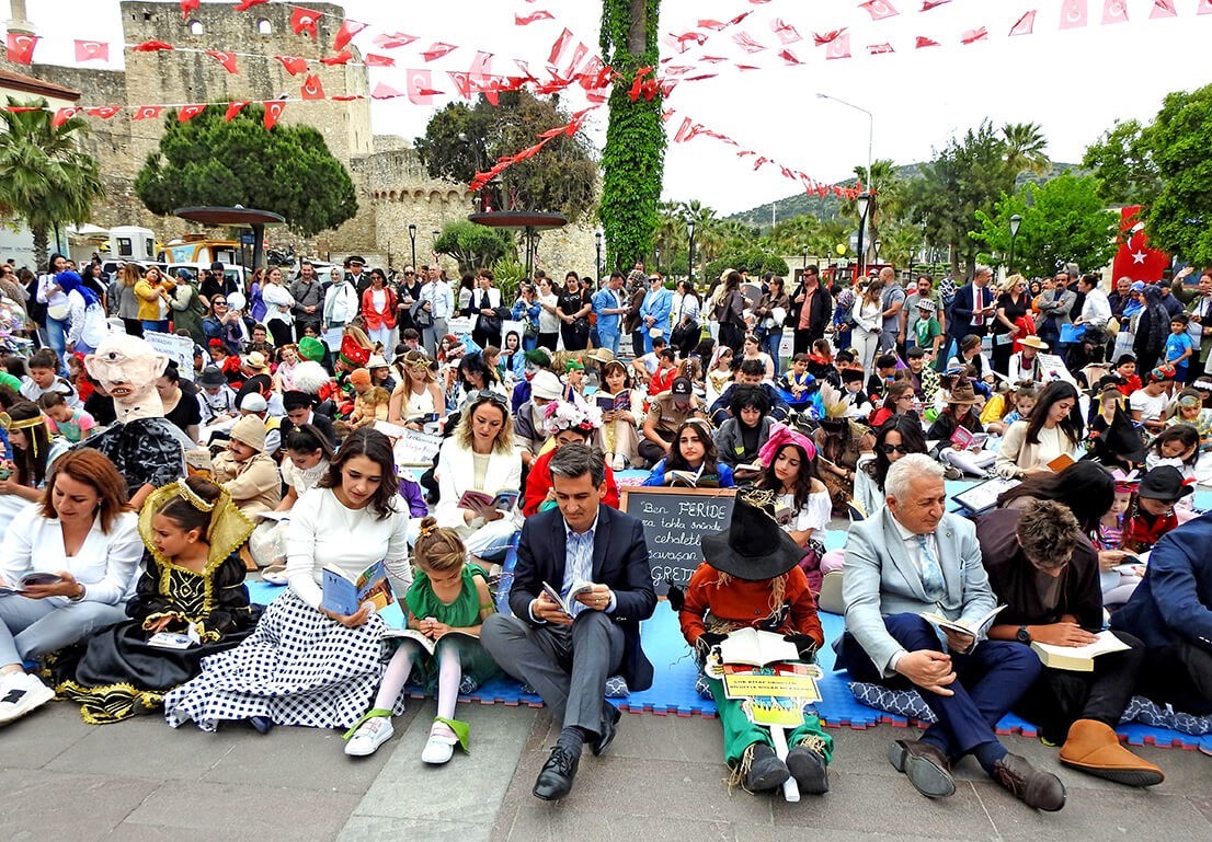 Çeşme’de 2. Kitap Takas Şenliği