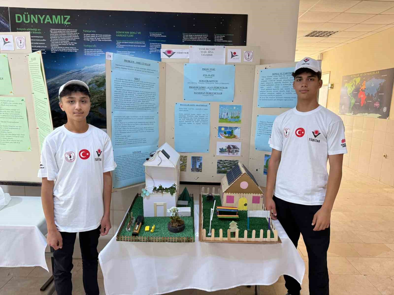 Bozyazı&rsquo;da Bilim Fuarı d&uuml;zenlendi
