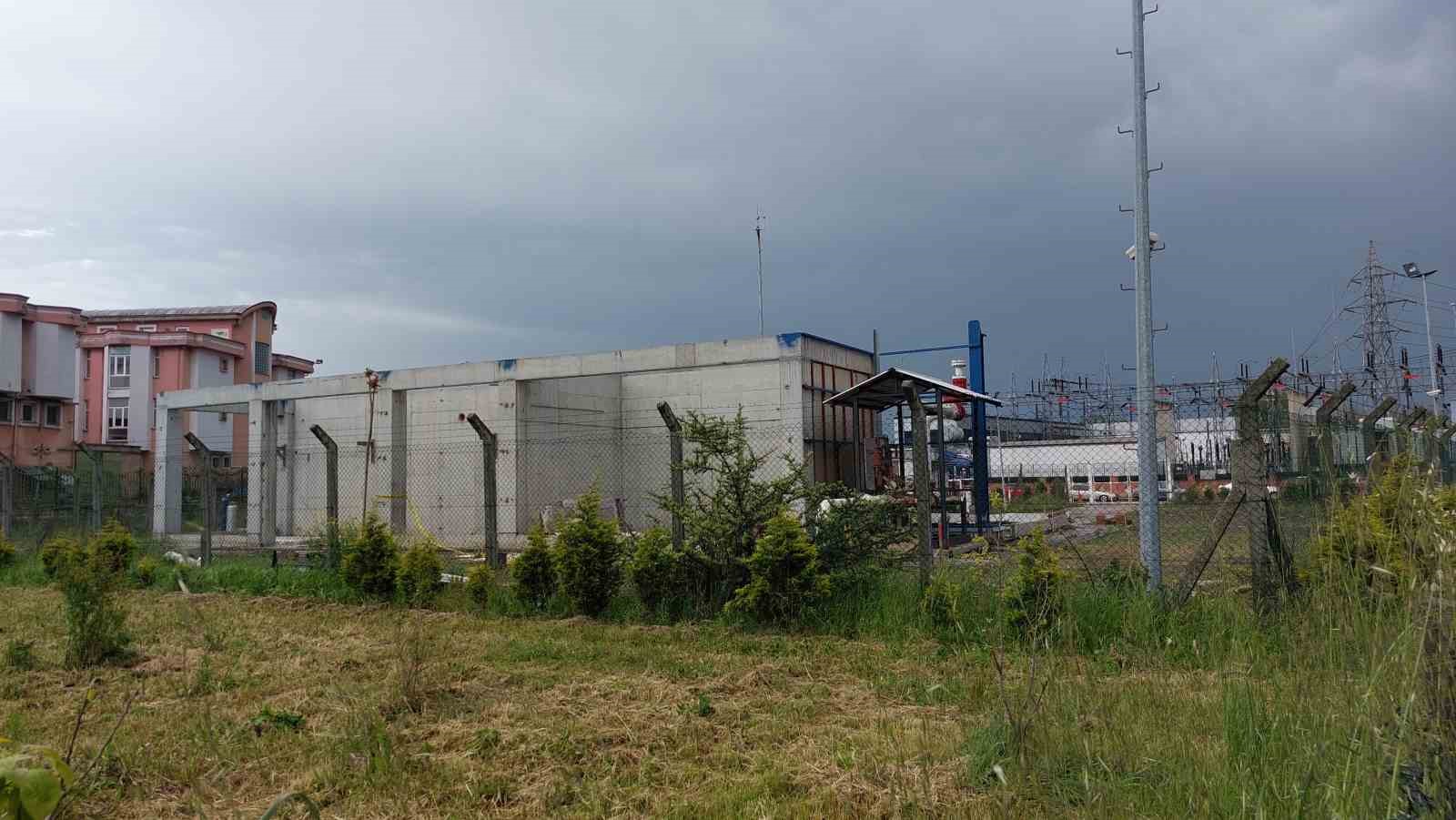 Fabrikanın eski doğal gaz tesisinde patlama: 3 yaralı
